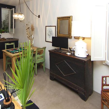 Appartamento Centro Citta Quartiere Oltrarno Con Una Camera Da Letto フィレンツェ エクステリア 写真