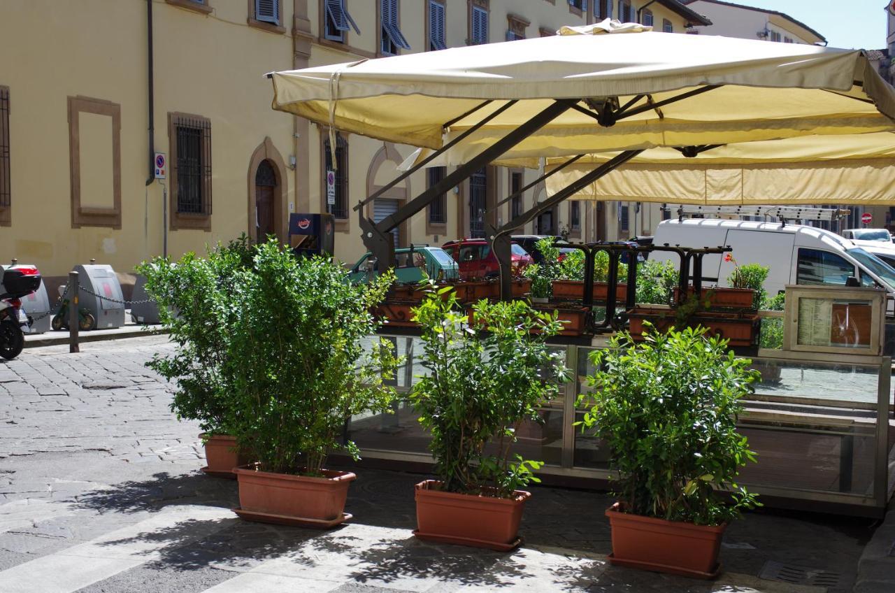 Appartamento Centro Citta Quartiere Oltrarno Con Una Camera Da Letto フィレンツェ エクステリア 写真